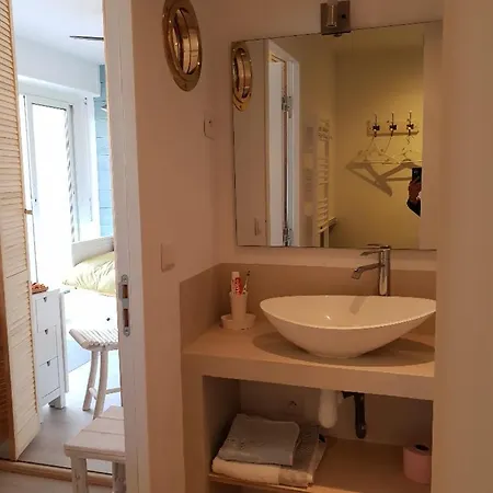 Appartement Entre Terre Et Plein Centre Terrasse *
