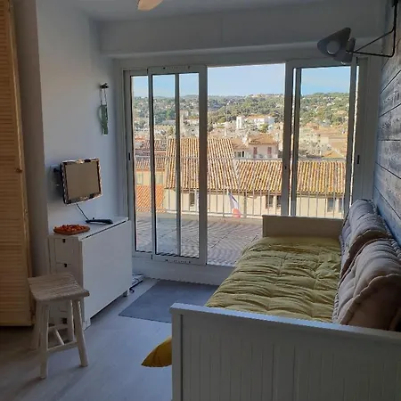 Appartement Entre Terre Et Plein Centre Terrasse Cassis